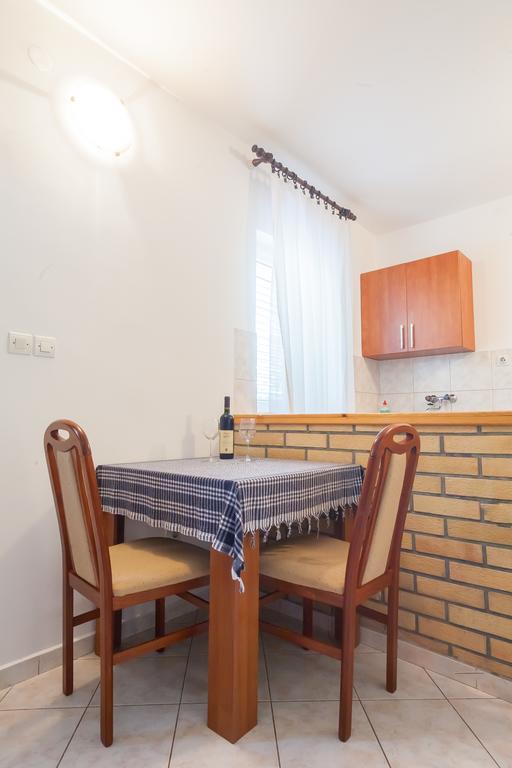 Apartment Mitrovic